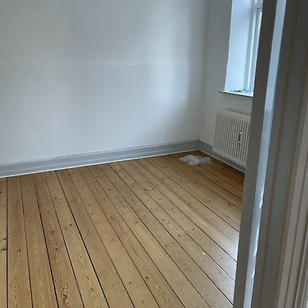 Apartment 2br - Location *